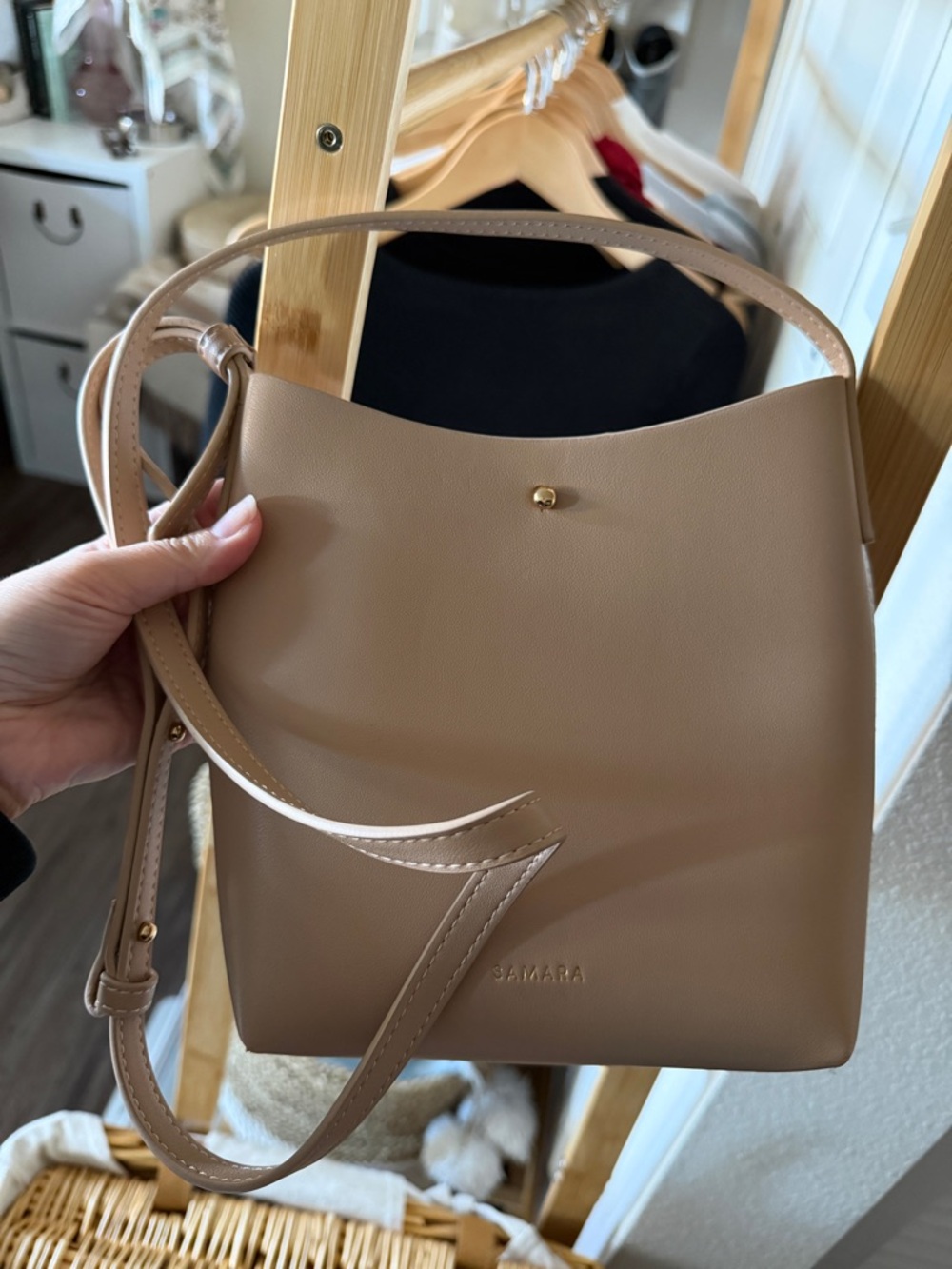 Anthropologie Samara Vegan
Leather Shoulder Crossbody Bag